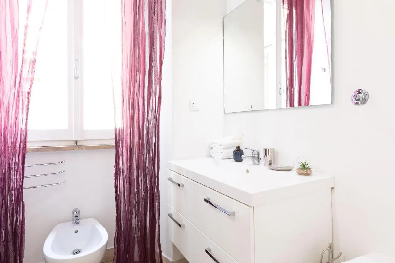 Silver Suite Trevi Fountain - Top Collection Rome Apartment